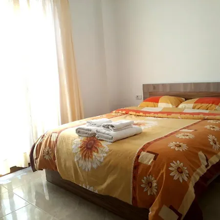 Rose Apartment