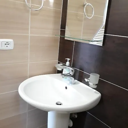 Rose Apartment Ksamil